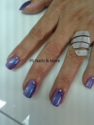 Nageldesign-Beispiel aus dem Studio PS-Nails & More in M&uuml;nchen-Feldmoching